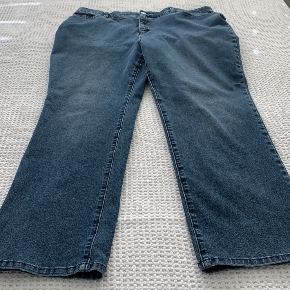 Chico’s Fabulously Slimming Jeans Medium Blue Size 14 Short - Picture 7 of 16